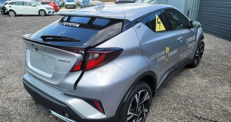 Toyota C-HR cena 50900 przebieg: 6711, rok produkcji 2022 z Słubice małe 211